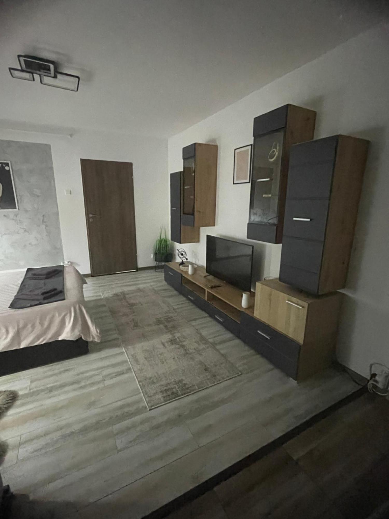 חונדוארה Central Studio Lcs מראה חיצוני תמונה